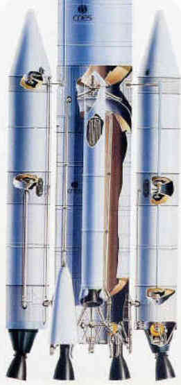 Attaches des propulseurs d'appoint